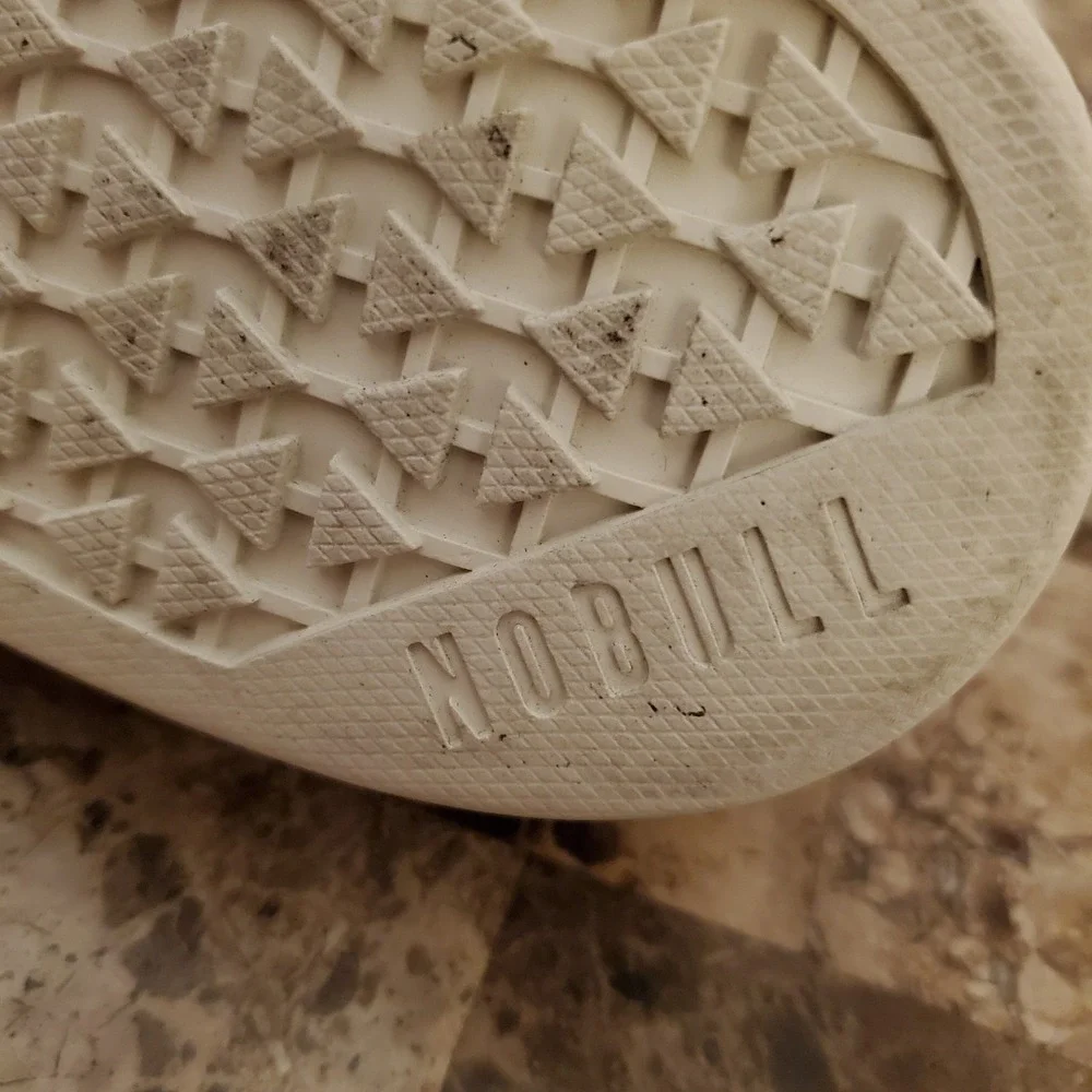 NOBULL canvas trainer